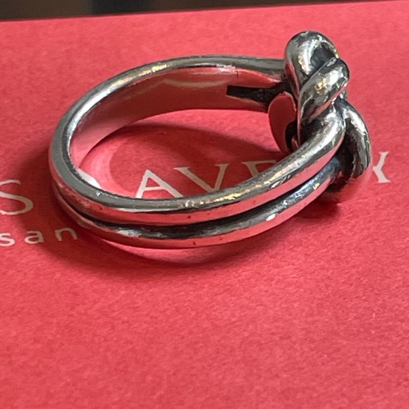 James Avery Retired Lovers Knot Ring - Picture 4 of 7